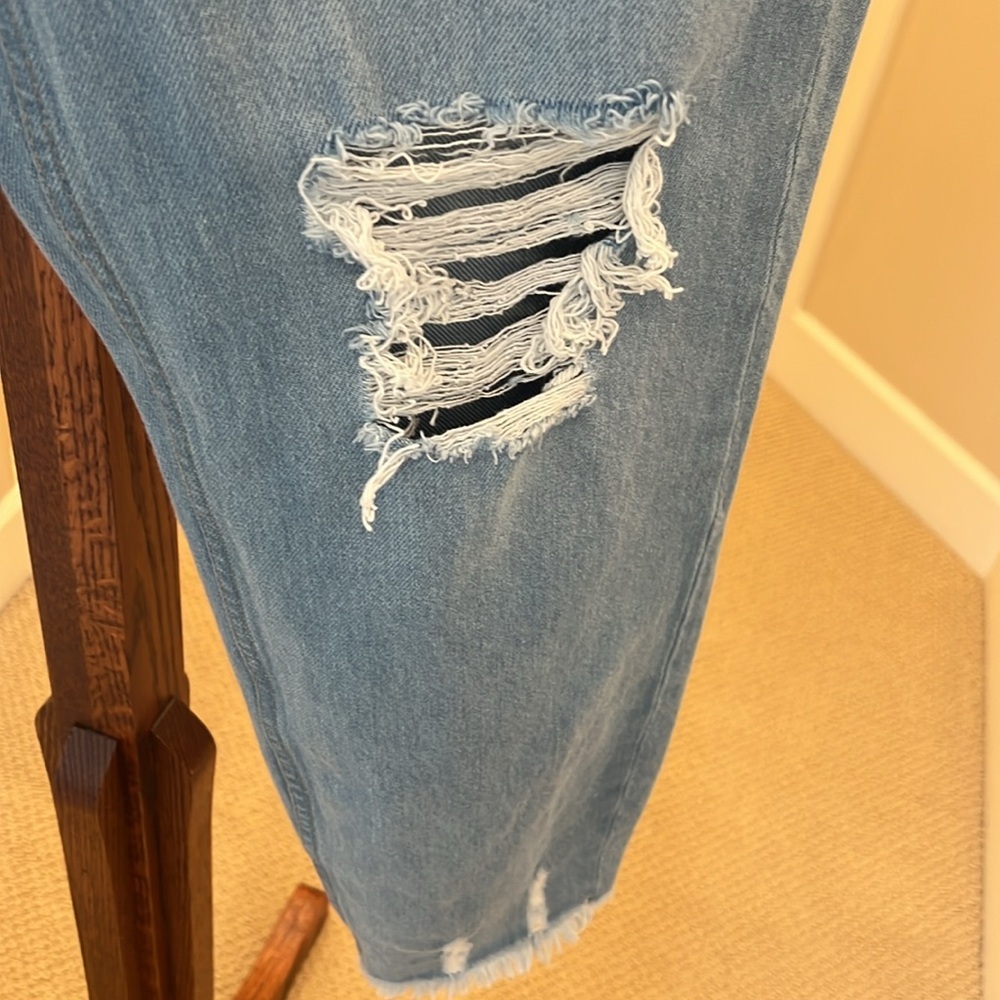 Muselooks‎ High Rise Distressed Mom Jeans Size 9 - Picture 8 of 14